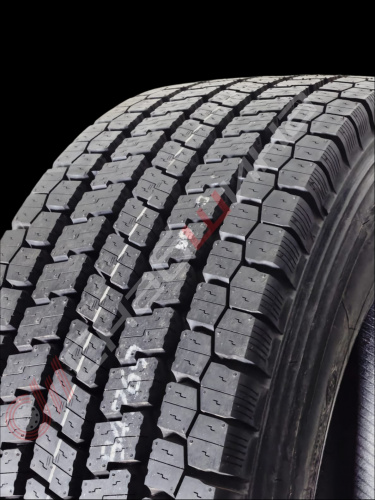 Грузовая шина Yokohama 902W 315/70 R22.5 154/150L, ведущая ось